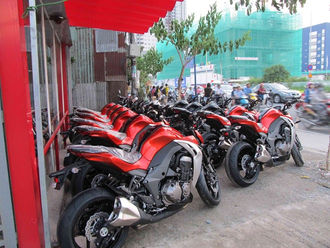 12 chiec Kawasaki Z1000 phien ban dac biet vua cap ben Viet Nam - 3
