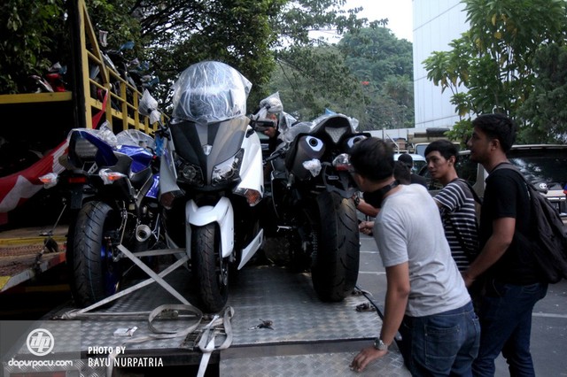 Dan xe khung hung hau truoc gio khai mac trien lam moto Indonesia - 34