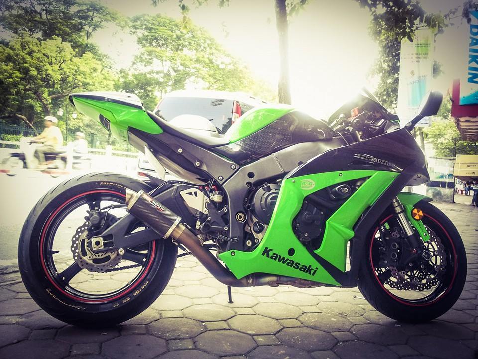 Kawasaki ZX10R manh me cua biker Ha Thanh - 2