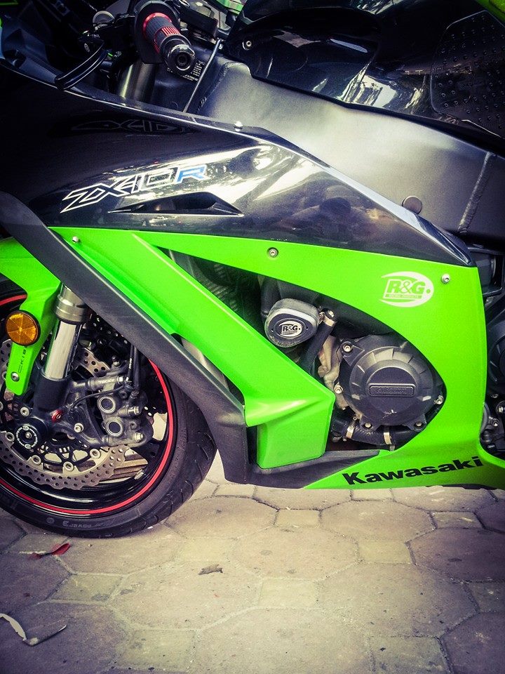 Kawasaki ZX10R manh me cua biker Ha Thanh - 8