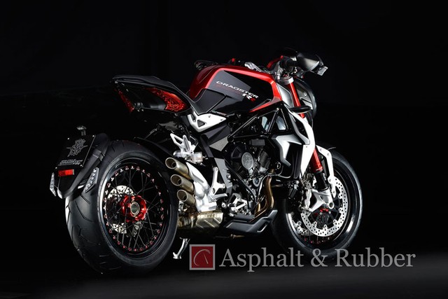 Lo anh MV Agusta Dragster RR hoan toan moi truoc ngay ra mat - 4