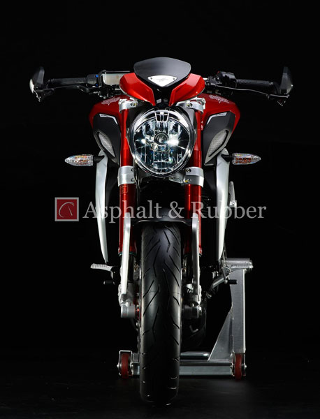 Lo anh MV Agusta Dragster RR hoan toan moi truoc ngay ra mat - 6