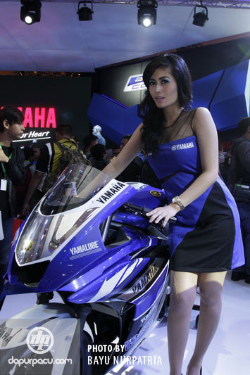 Dan nguoi mau xinh dep va sexy trong trien lam moto tai Indonesia - 12