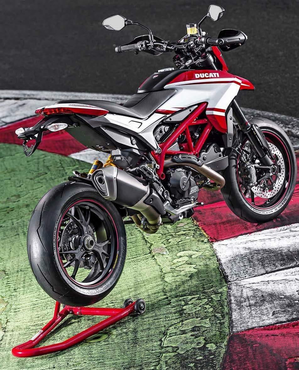Ducati Hypermotard SP 2015 Ong hoang tren moi dia hinh - 4