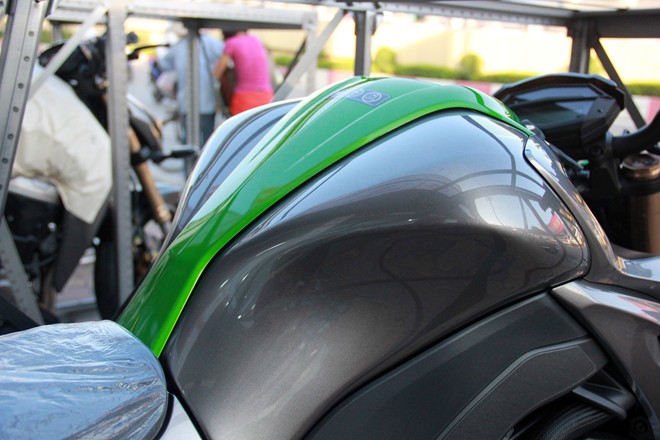Kawasaki Z1000 2014 tiep tuc duoc nhap khau ve Ha Noi - 8