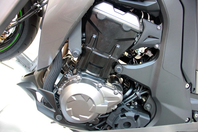 Kawasaki Z1000 2014 tiep tuc duoc nhap khau ve Ha Noi - 16