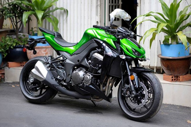 Kawasaki Z1000 2015 Anh can canh tai Sai Gon