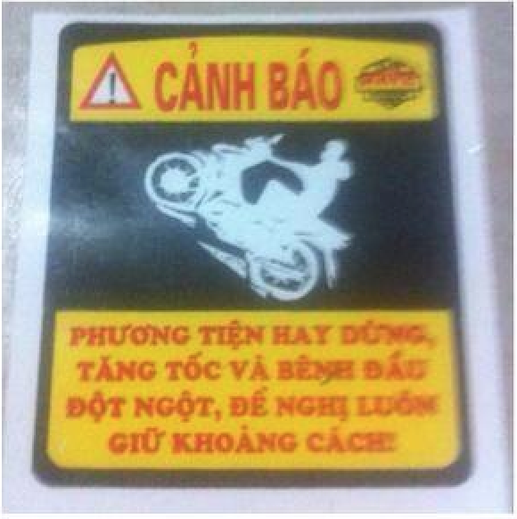 Tren xe co ba bau Logo canh bao nguy hiem so 1 Viet Nam - 3