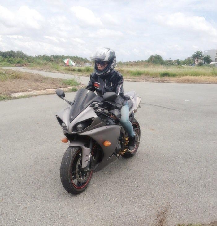 Phong van nu biker 9x dam me xe moto phan khoi lon - 6
