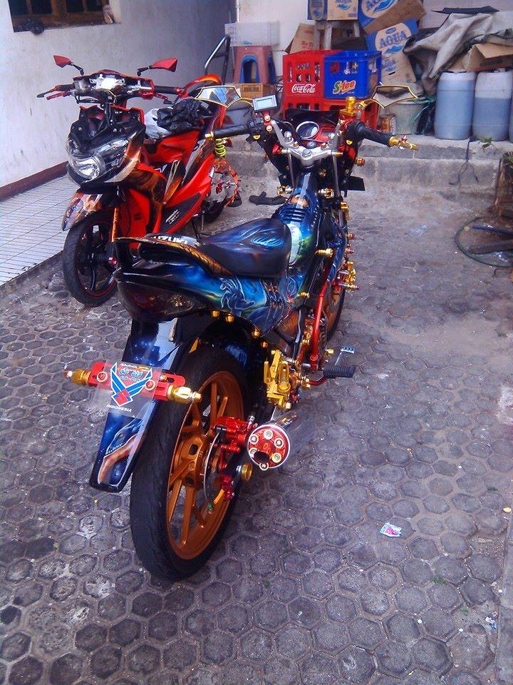 Suzuki Satria do khung theo phong cach Avatar - 5