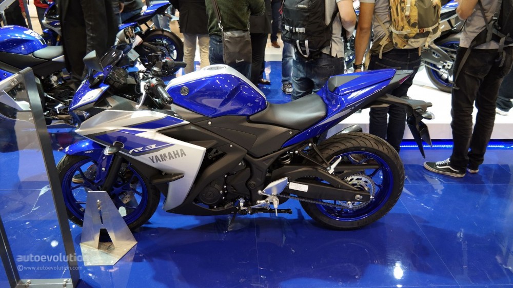 Yamaha YZFR3 chinh thuc ra mat tai EICMA 2014