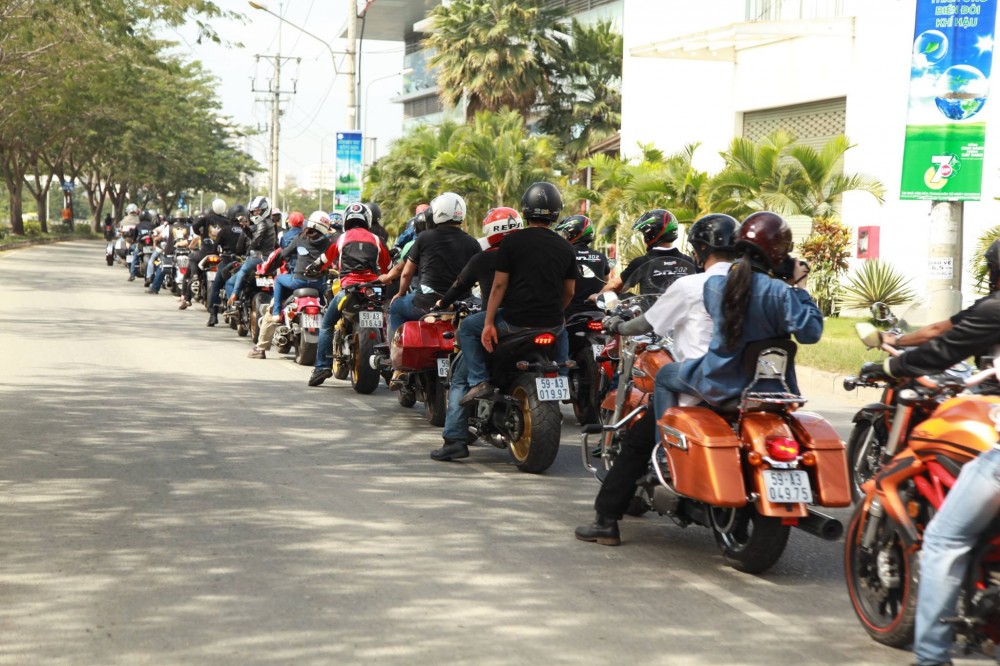 Doan Motor dieu hanh tai Sai Gon trong ngay be mac Bike Week 2014 - 23