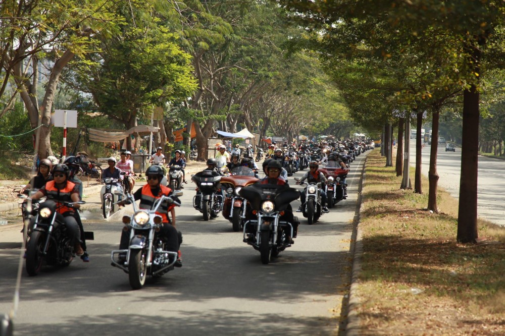 Doan Motor dieu hanh tai Sai Gon trong ngay be mac Bike Week 2014 - 31