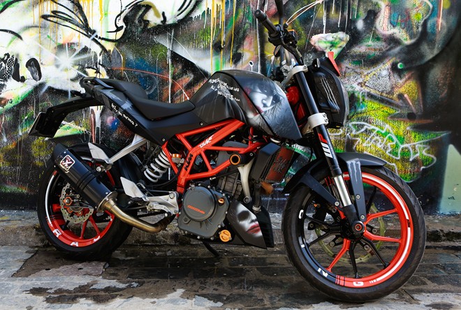 KTM Duke 390 phong cach noi loan cung phien ban Joker - 7