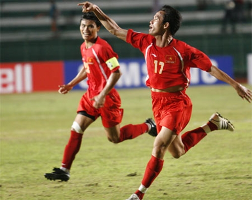 Lich su doi dau day duyen no giua DT Viet Nam va Malaysia tai AFF Cup - 3