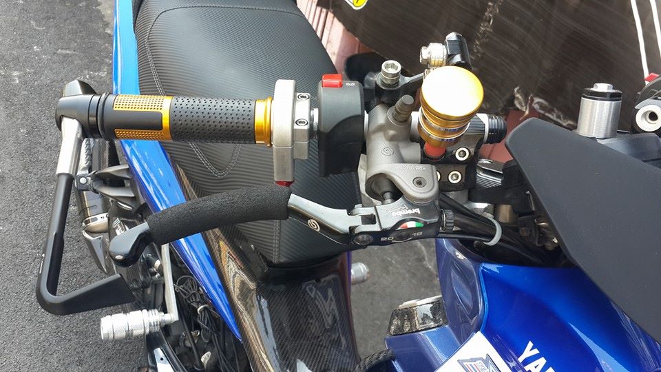 Nouvo LX do cuc khung voi phong cach Movistar MotoGP - 6