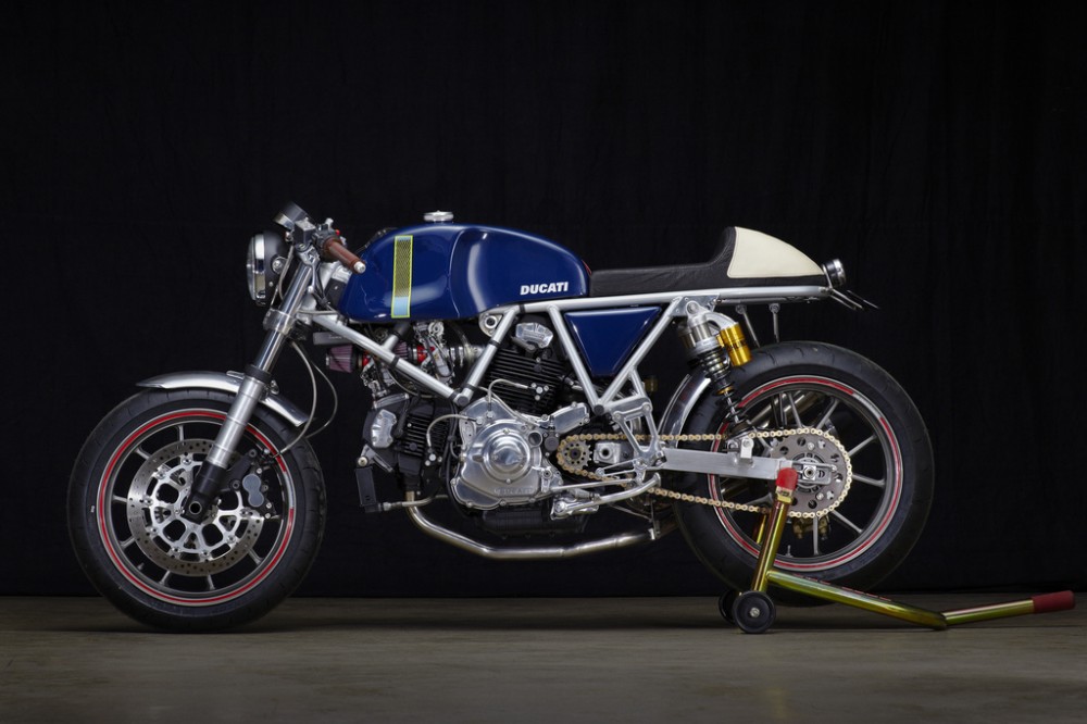 Can canh qua trinh do Riviera Ducati SS phong cach Cafe Racer - 22