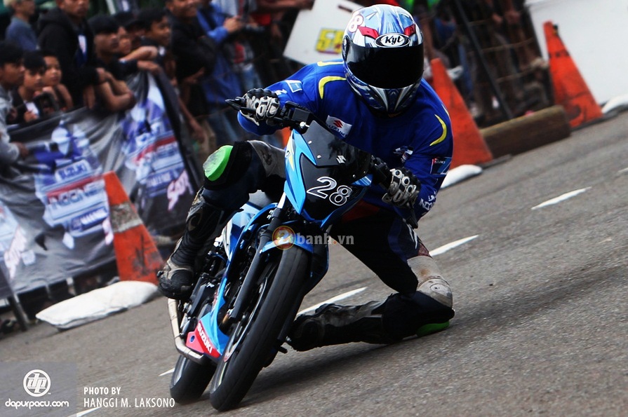 Giai dua Satria F150 phien ban MotoGP tai Indonesia - 12