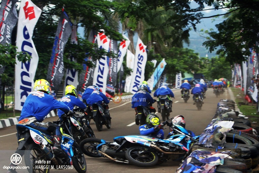 Giai dua Satria F150 phien ban MotoGP tai Indonesia - 14