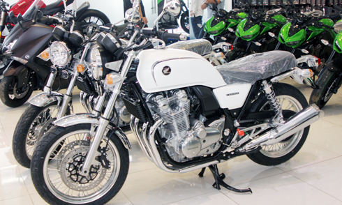 Honda CB1100 EX 2015 dau tien ve Viet Nam
