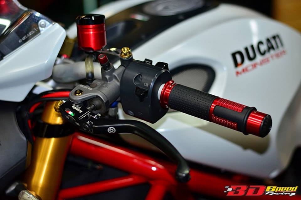 Ducati Monster 796 Khi con quy mot gio do cuc chat - 4
