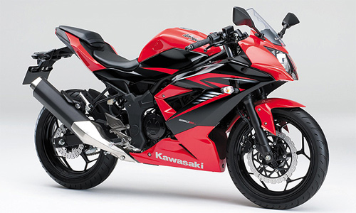 Ninja 250SL 2015 khoac bo ao moi