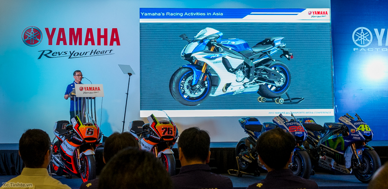 Yamaha M1 2015 va R25 2015 cung xuat hien tai Malaysia - 15