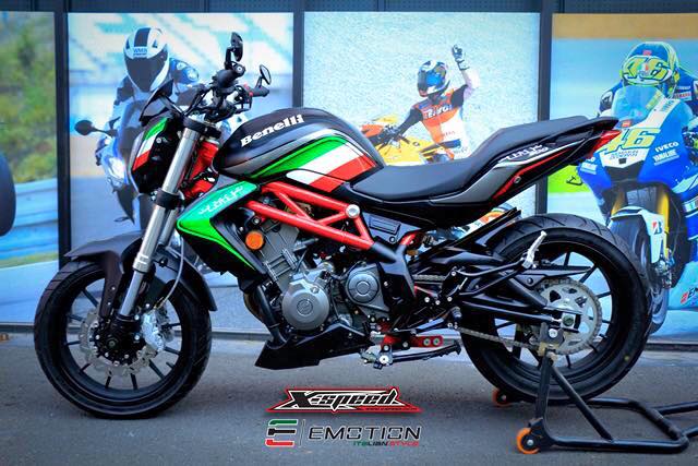  Benelli BN302   độ body Ducati Panigale 959  lên Pô Yoshimura R11   lên 1 loạt đồ chơi LeeAT moto Chuyên độ body moto PKL  Cung cấp các loại