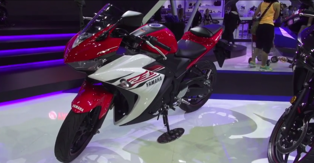 Clip Yamaha R3 tai Bangkok Motor Show 2015