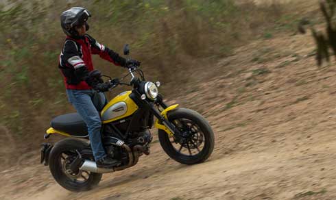 Ducati Scrambler Mot phong cach hoai co - 3