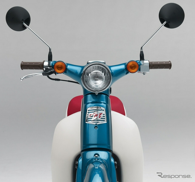 Honda Cub lai xuat hien trong mot buoi trien lam Quoc te - 3