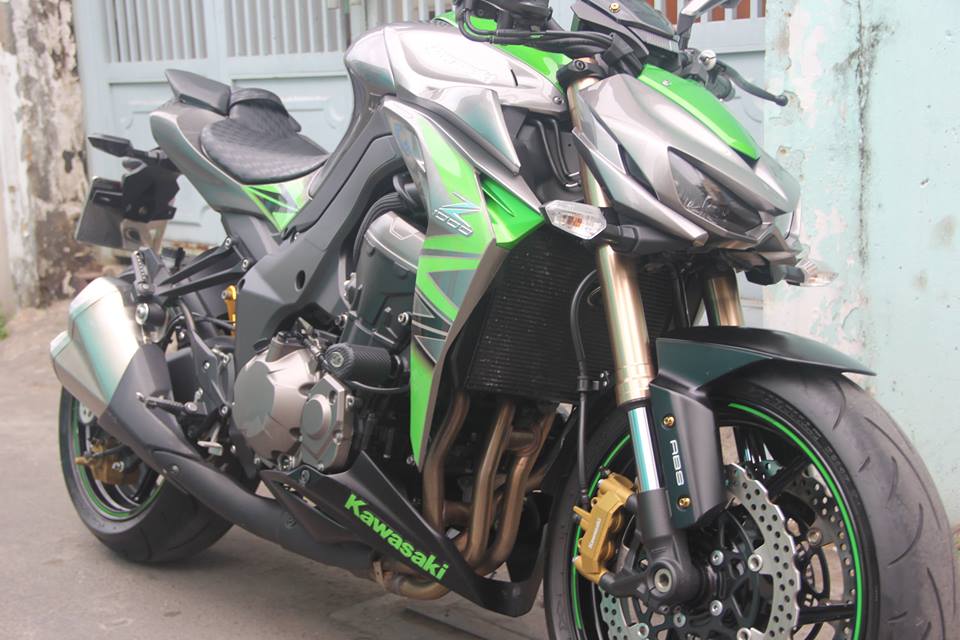 Kawasaki Z1000 2014 het len tem roi ha phuoc