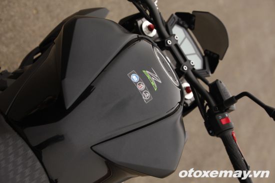 Kawasaki Z800 ABS 2014 chiec mo to dang mua trong tam gia 300 trieu dong - 4