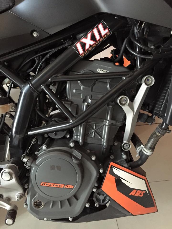 Len cc nen can ban Moto KTM Duke125 - 4