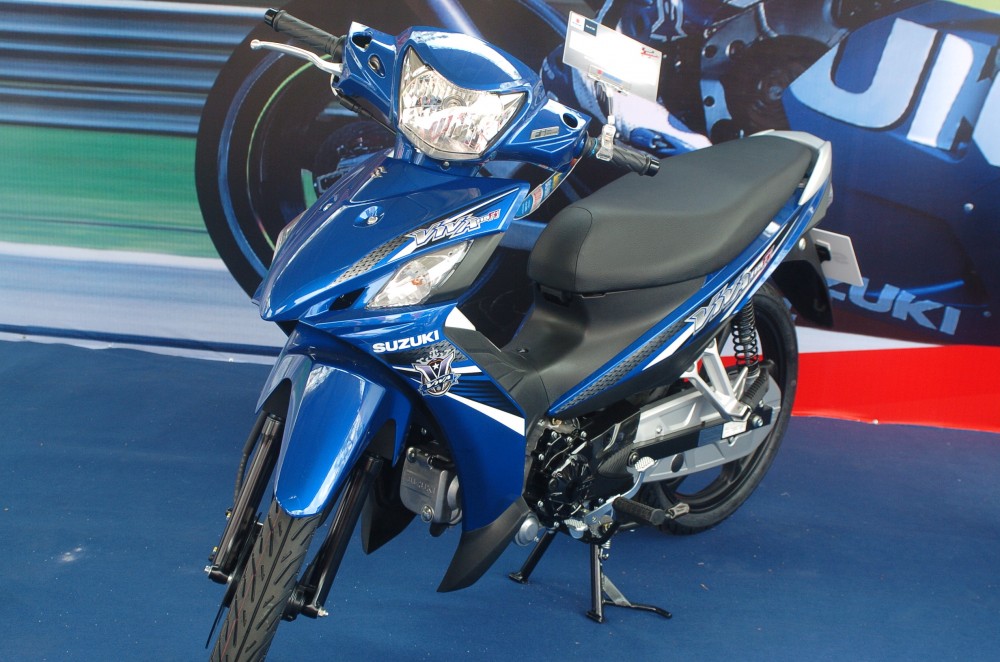 Suzuki Viet Nam lan dau tien trung bay mau xe Moto GP Satria F150 - 12