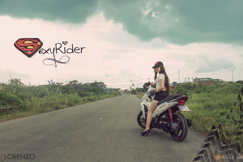 Teen girl tao dang ben AirBlade trong bo anh Sexy Rider - 5