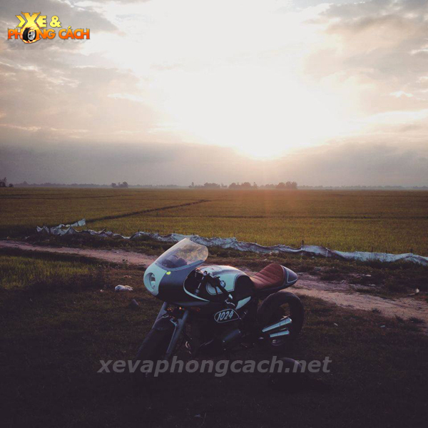 BMW R1100Rs do phong cach Cafe Racer thap nien 70 tai VN - 15