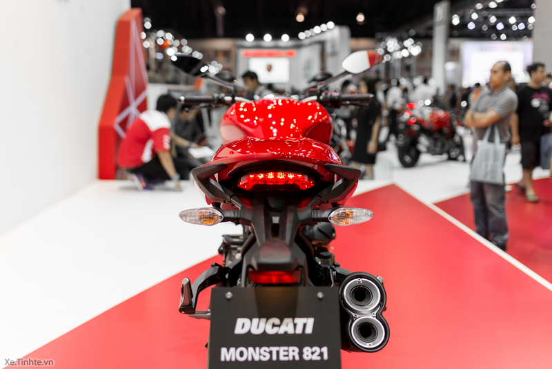 Can canh chiec Ducati Monster 821 Ban rut gon cua Monster 1200 - 11