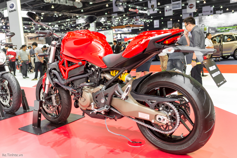Can canh chiec Ducati Monster 821 Ban rut gon cua Monster 1200 - 15