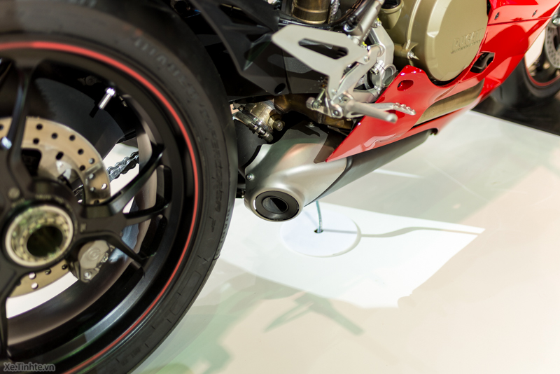 Can canh Ducati 1299 Panigale S tai Bangkok Motor Show 2015 - 12