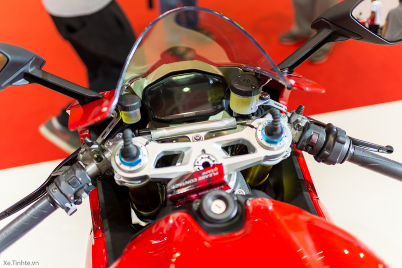 Can canh Ducati 1299 Panigale S tai Bangkok Motor Show 2015 - 27