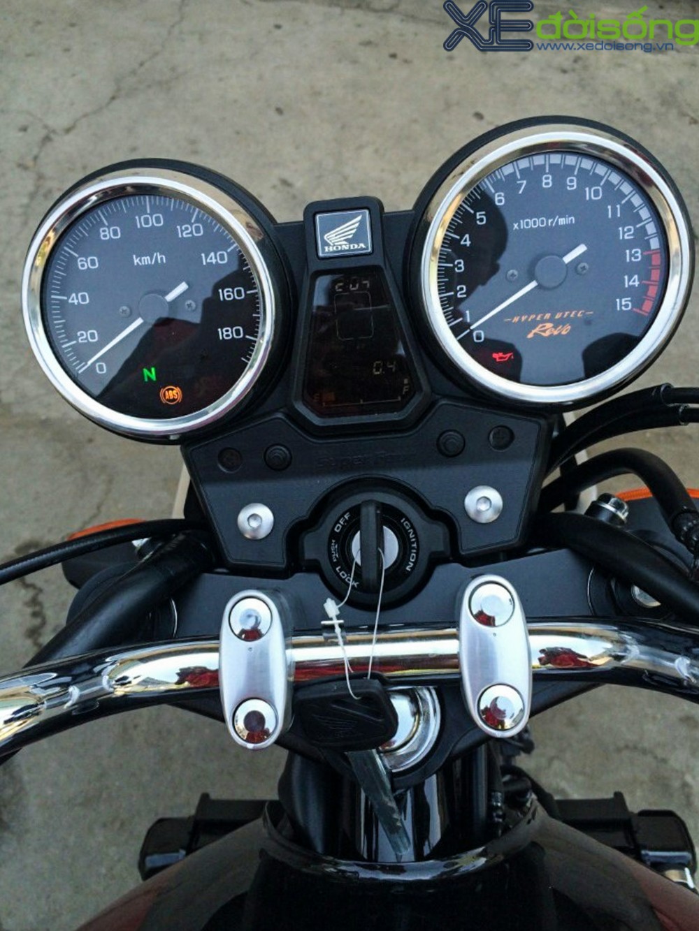 Can canh Honda CB400 ABS 2015 gia khoan 350 trieu tai Ha Noi - 9