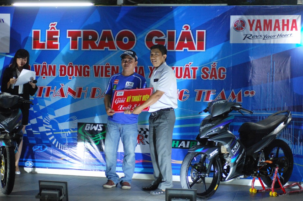 Doi dua Long Thanh Dat dau tu 550 trieu cho 3 xe dua - 4