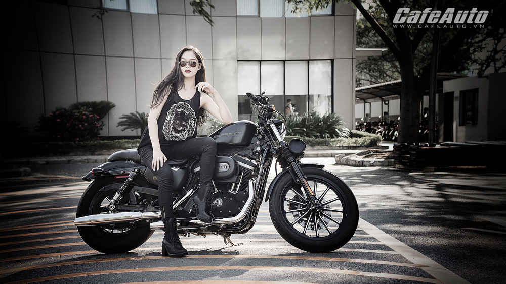 Harley Davidson Sportster Iron manh me ben nguoi dep chan dai - 2