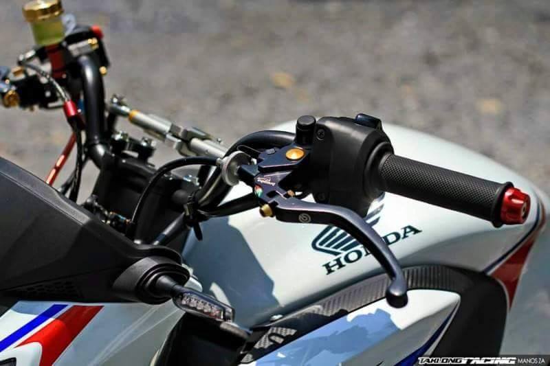 Honda CB650F do sieu chat voi dan do choi hang hieu - 3