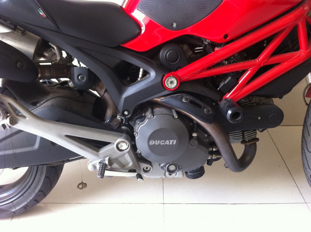 Ban xe Ducati Monster 975 - 4