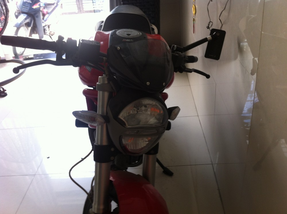 Ban xe Ducati Monster 975 - 5