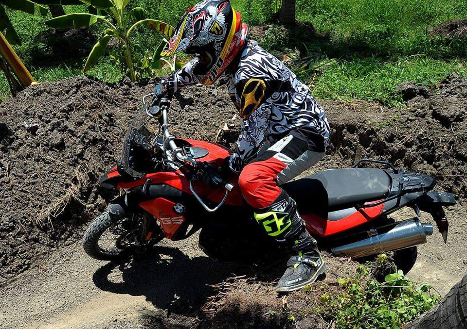 BMW F800GS offroad day an tuong - 5