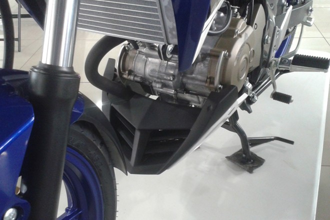 Can canh Yamaha Vixion Movistar 2015 vua ra mat - 9