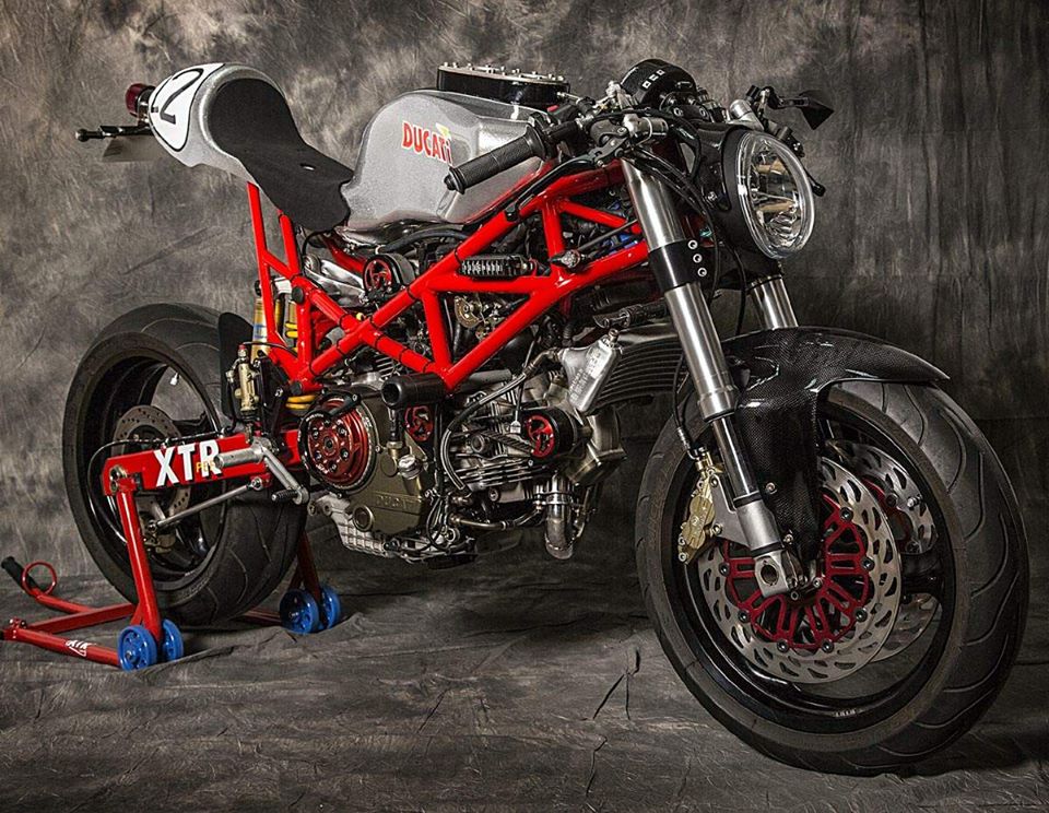 Ducati Monster 795 do Cafe Racer day phong cach
